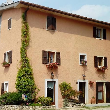 Agriturismo La Part Сан-Дзено-ди-Монтанья Экстерьер фото